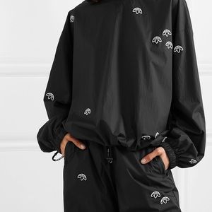 Addidas X Alexander Wang Sweatshirt (Jennie’s style)